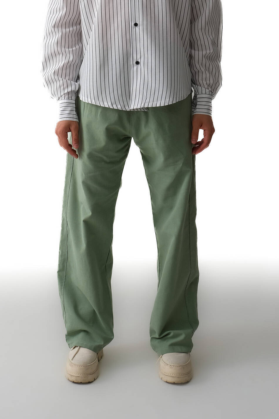 %100 Pamuk Şerit Detaylı Çağla Yeşili Pantolon - SOLDOUT