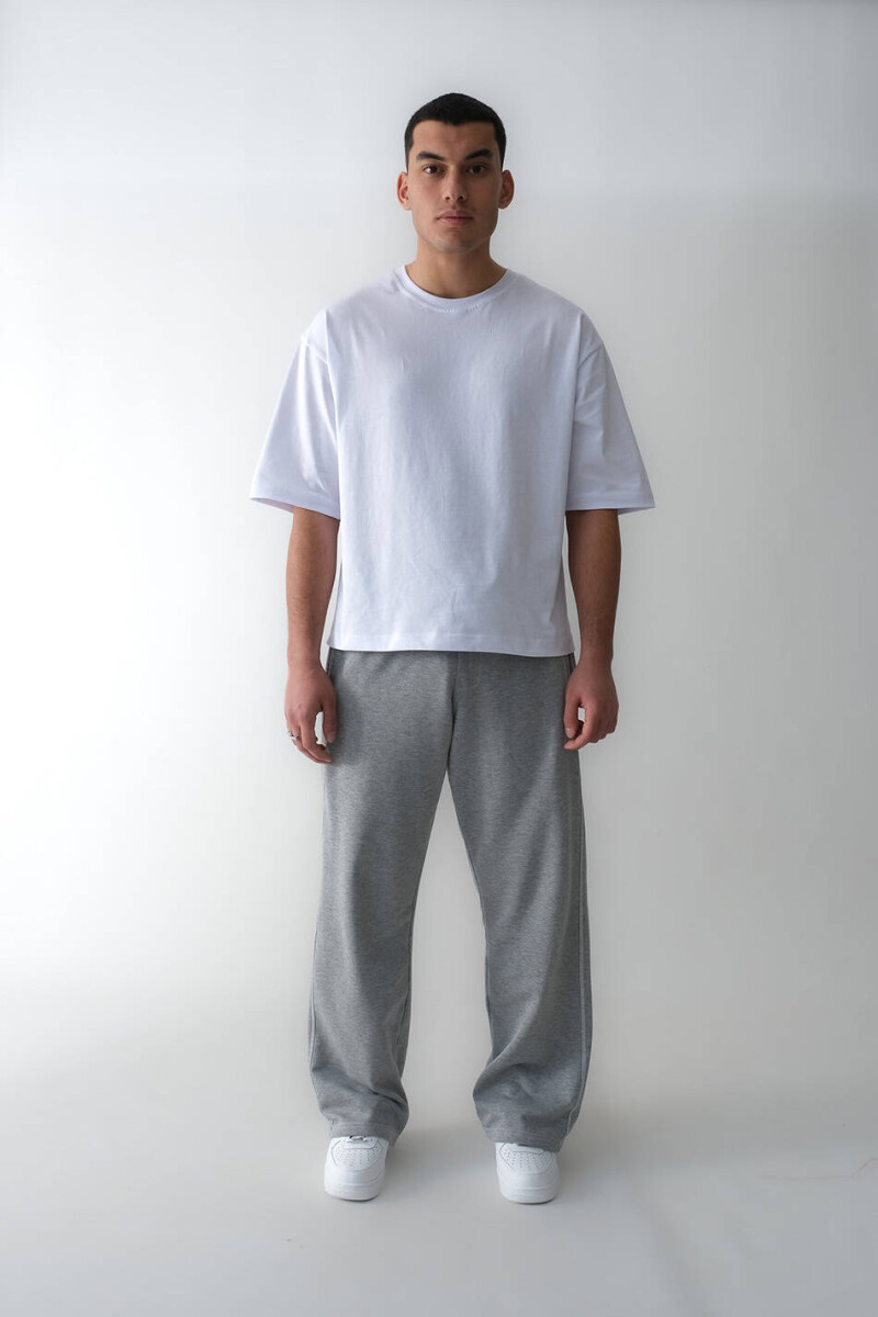 Beyaz Boxy Fit Tişört & Çift Dİkiş Detaylı Gri Melanj Baggy Eşofman - 1