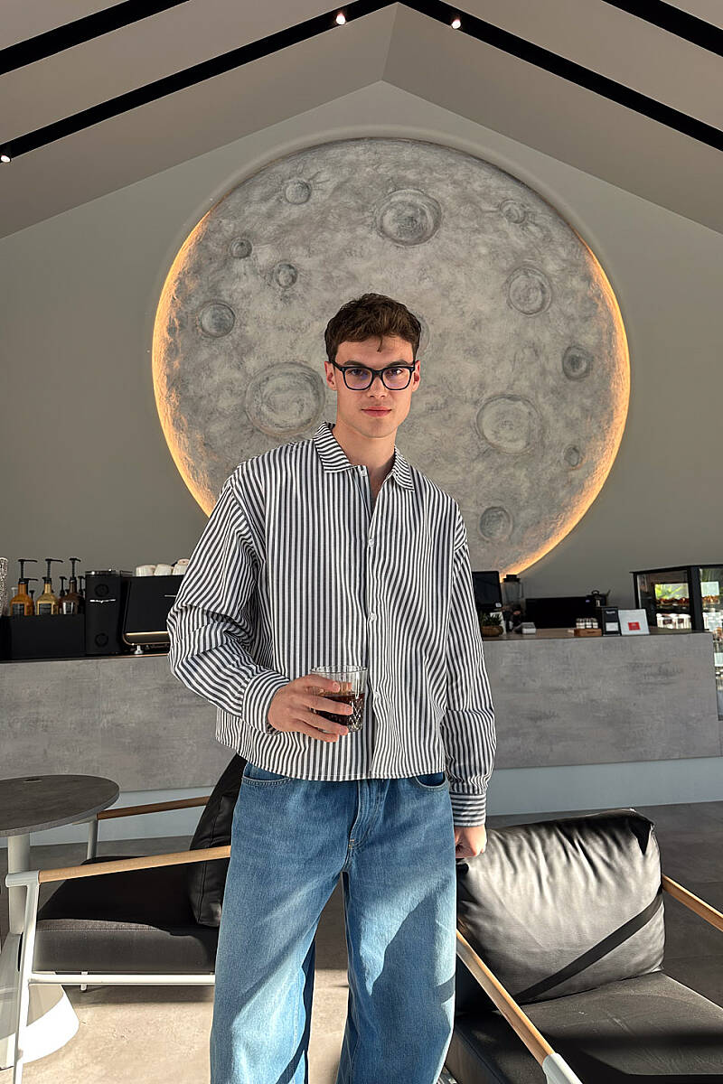 Antrasit Çizgili Old Money Boxy Fit Crop Gömlek - SOLDOUT