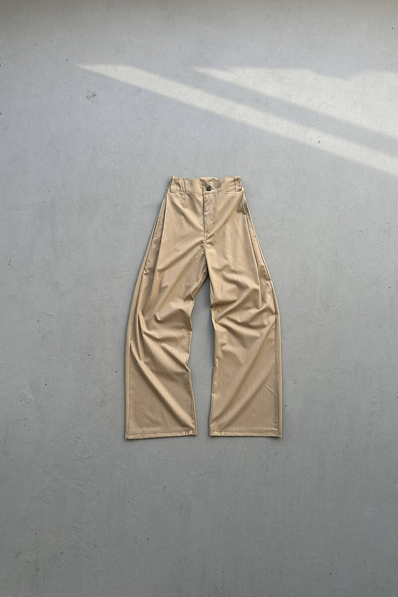 Bej Fenna V2 Pileli Baggy Kumaş Pantolon - SOLDOUT