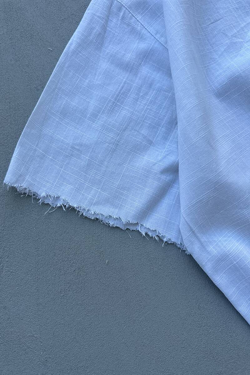 Beyaz Distressed Boxy Fit Crop Yarım Kol %100 Pamuk İnce Gömlek - 8