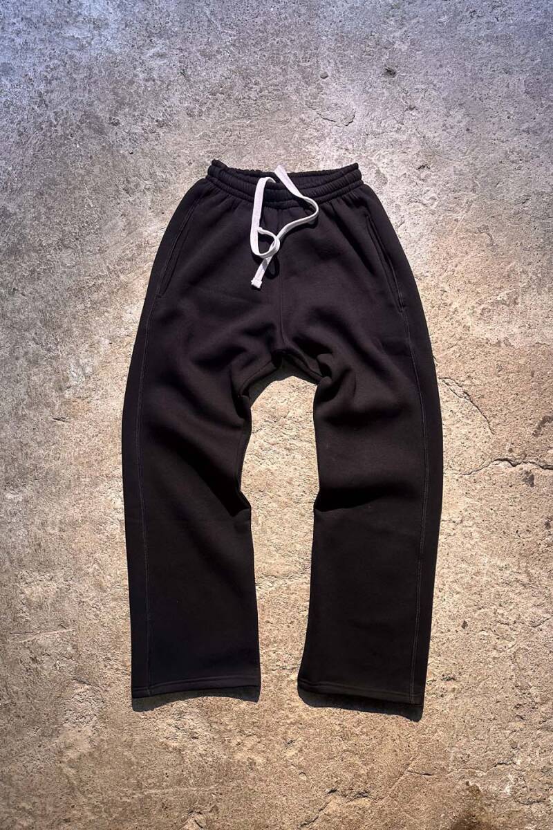 Çift Dikiş Detaylı Siyah Baggy Eşofman 