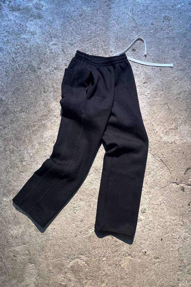 Çift Dikiş Detaylı Siyah Baggy Eşofman - 2