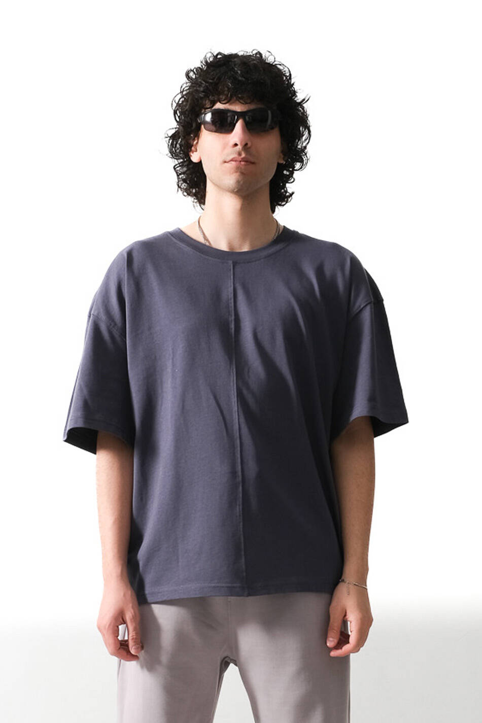 Dikiş Detaylı Antrasit Basic Oversize Tişört - SOLDOUT