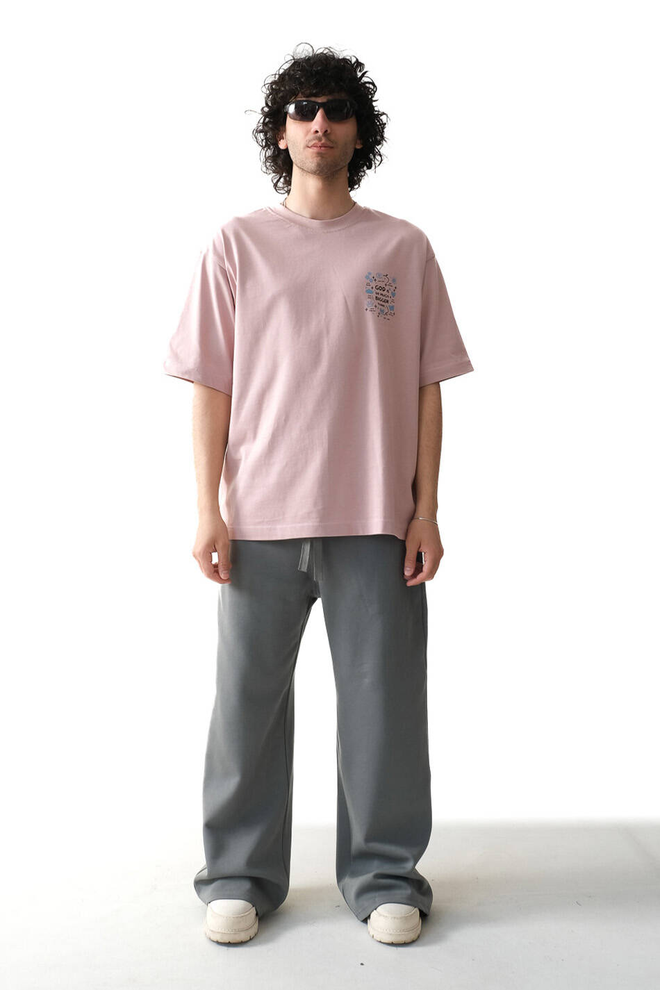 God is So Much Bigger Than Pudra Oversize Tişört - 4