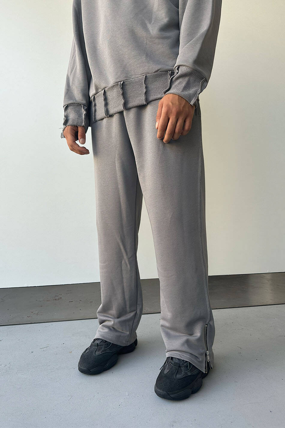 Gri Fermuar Detaylı Baggy Eşofman - SOLDOUT