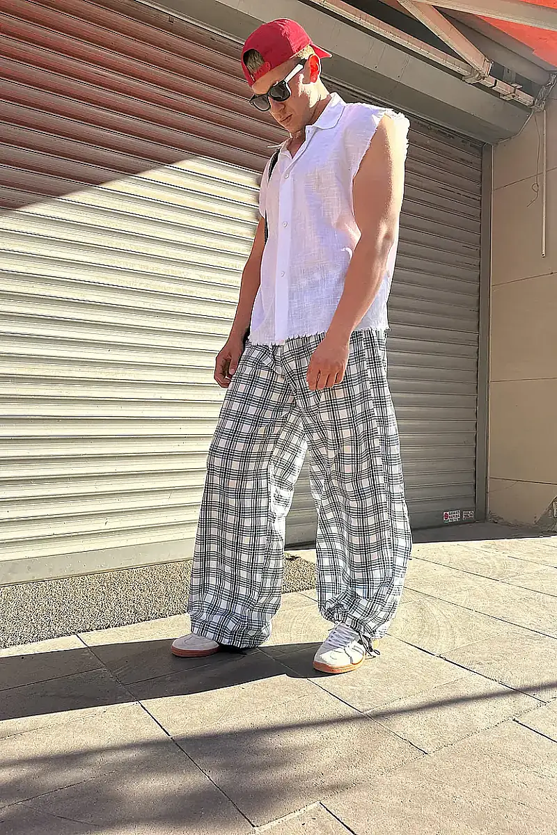  Basic İnce %100 Pamuk Kolsuz Boxy Fit Gömlek - 1