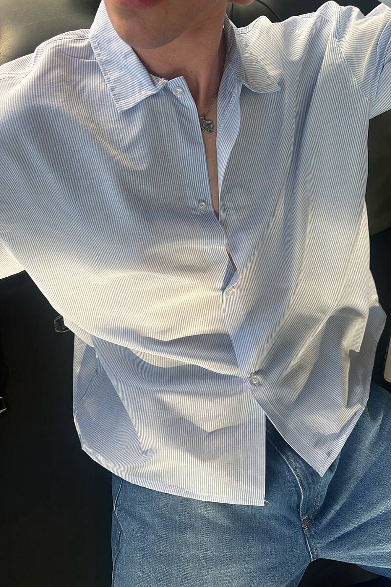 İnce Mavi Çizgili Old Money Boxy Fit Crop Gömlek - 4