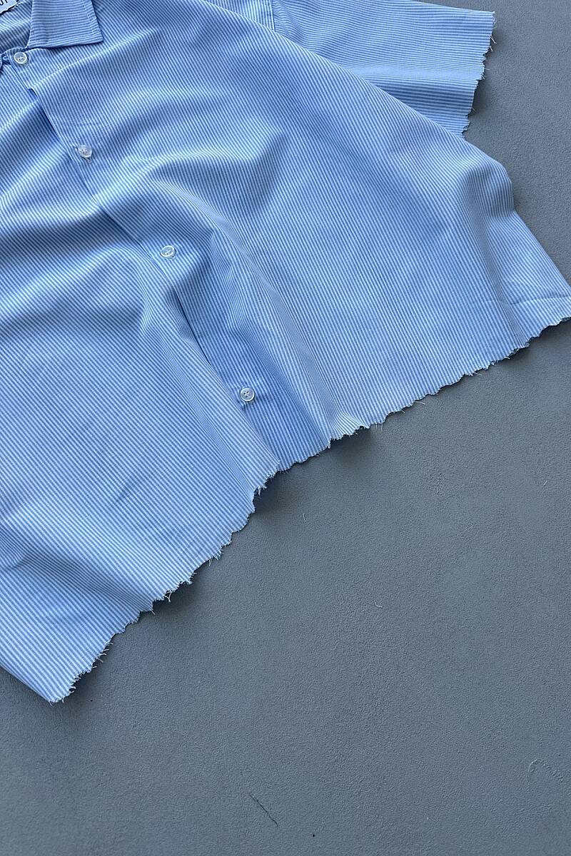 İnce Mavi Çizgili Distressed Yarım Kol Boxy Fit Gömlek - 5