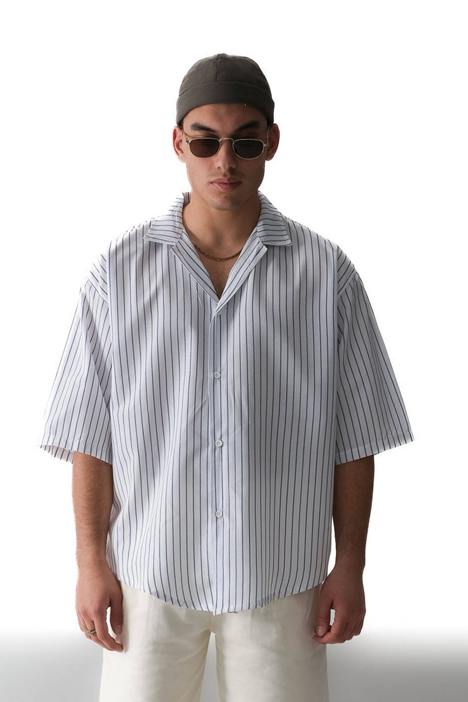 İnce Siyah Çizgili Yarım Kol Old Money Oversize Gömlek - SOLDOUT
