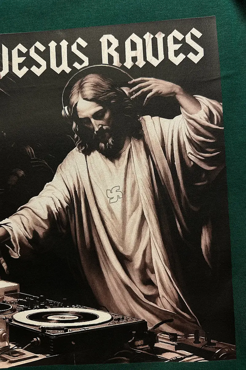 Jesus Raves Zümrüt Yeşili Oversize Baskılı Tişört - SOLDOUT (1)