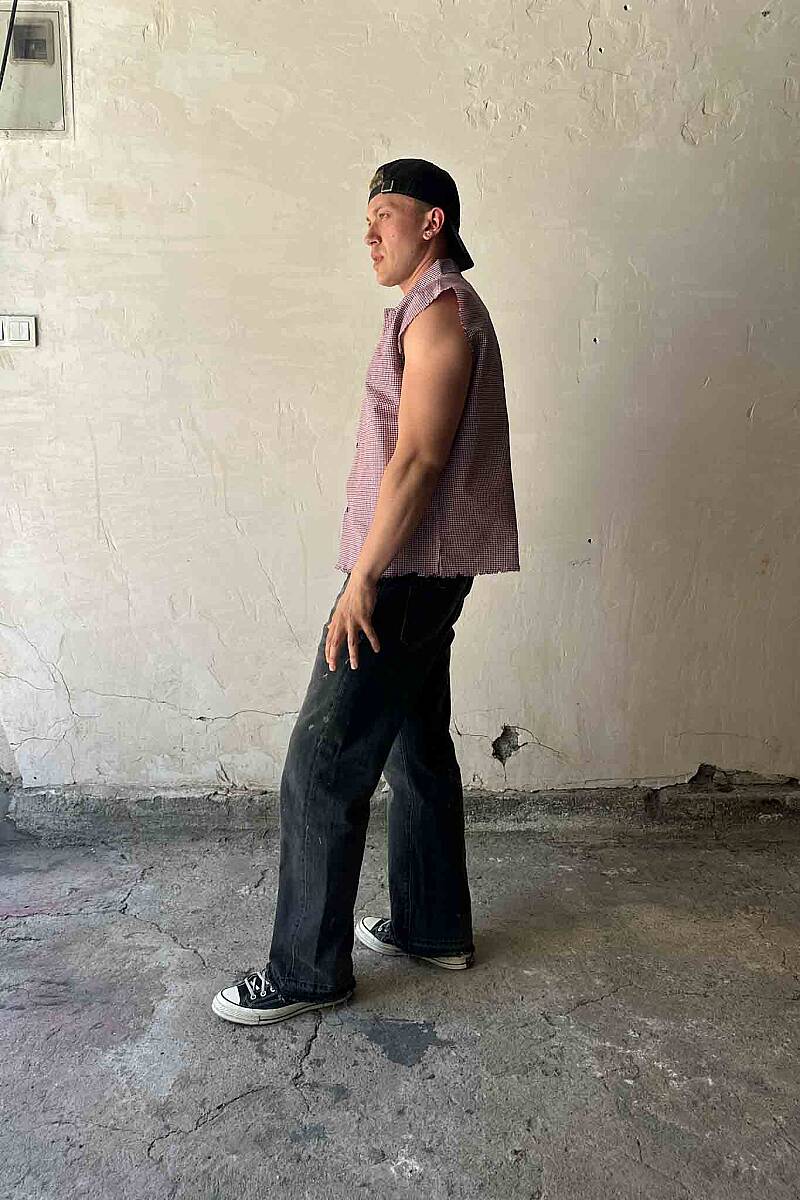 Kırmızı Ekoseli Distressed Kolsuz Boxy Fit Gömlek - 4