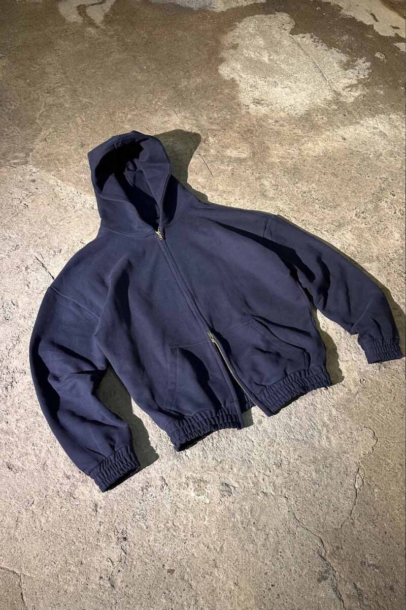 Laicvert Heavyweight (450GSM) Oversize Boxy Fit Zip Hoodie - 2