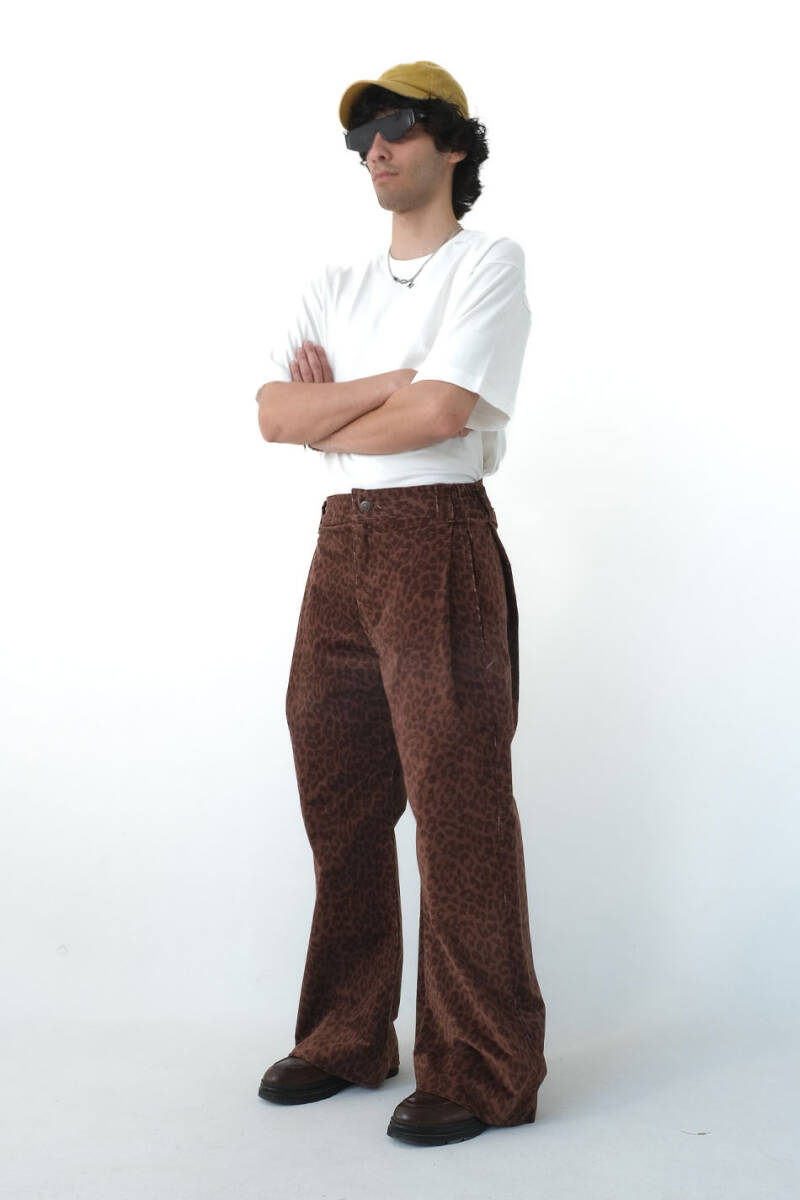 Leopar Çift Pileli Baggy Kadife Pantolon - 3