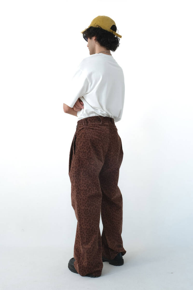 Leopar Çift Pileli Baggy Kadife Pantolon - 4