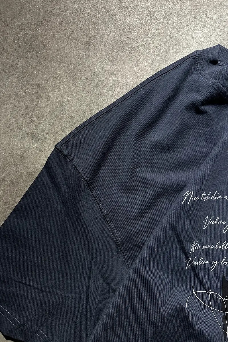 Midnight Verse Graphite Grey Ortadan Dikişli Oversize Tişört - 3