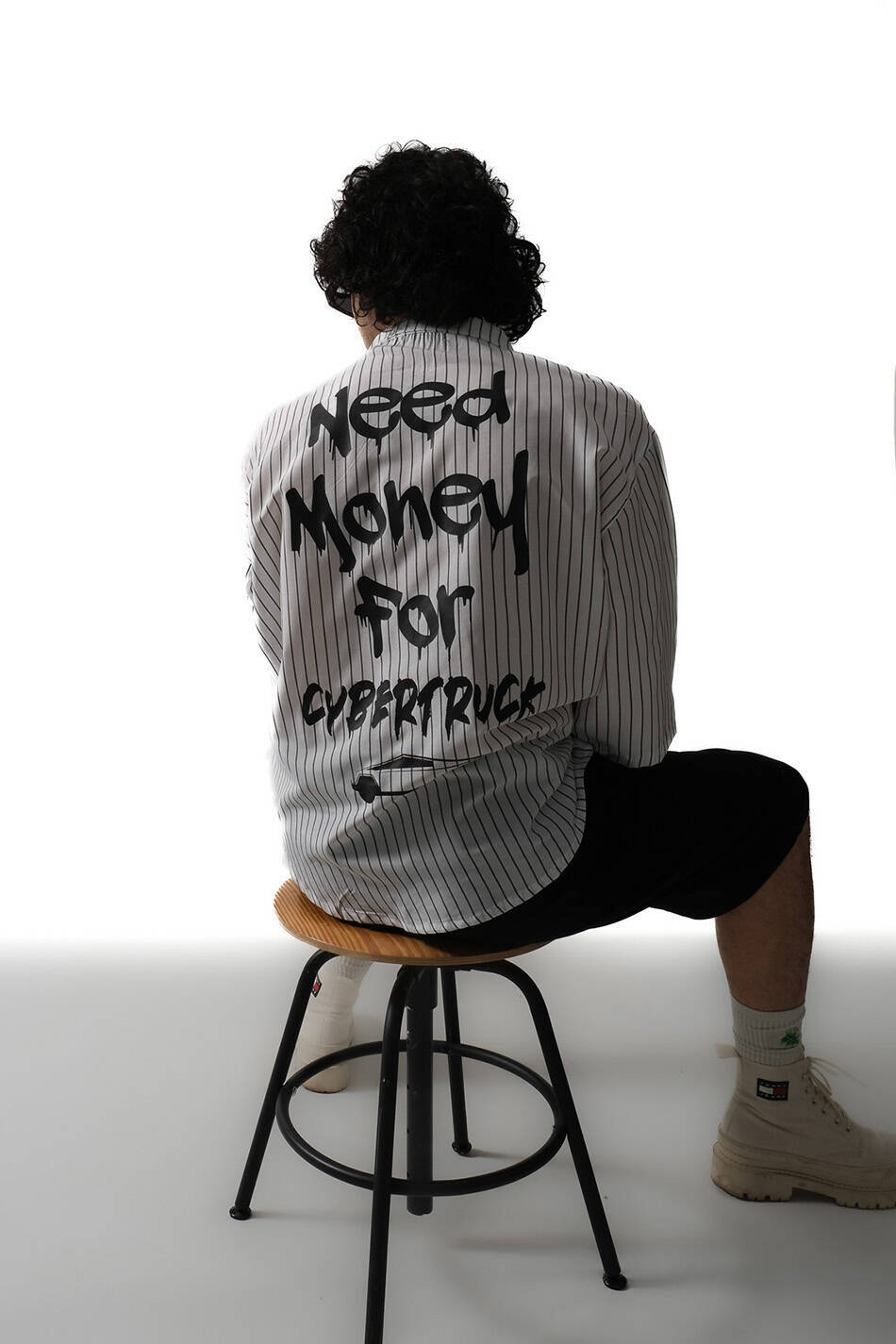 Need Money For Cybertruck İnce Siyah Çizgili Yarım Kol Oversize Gömlek - SOLDOUT