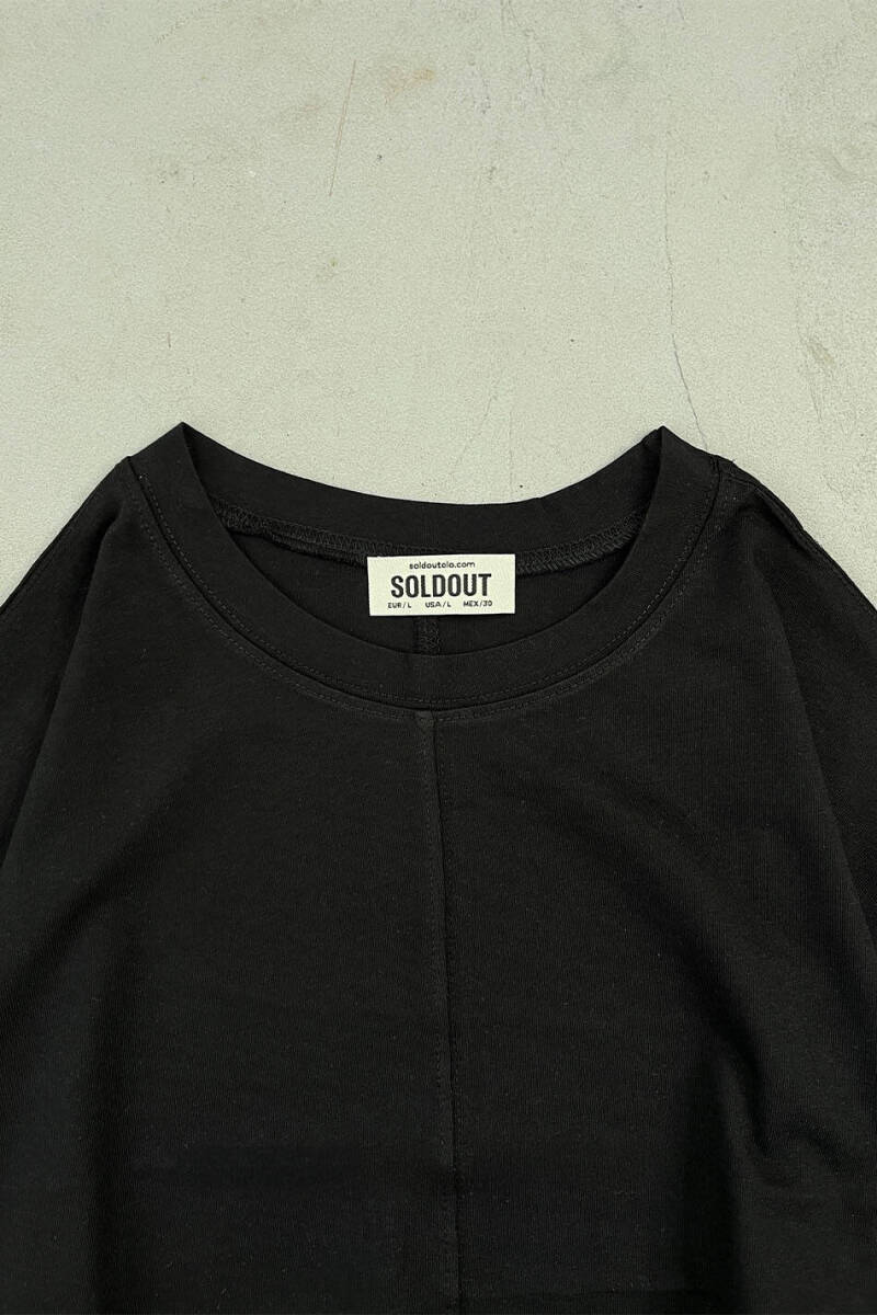 Oversize Basic Parça Detaylı Siyah Tişört - 3