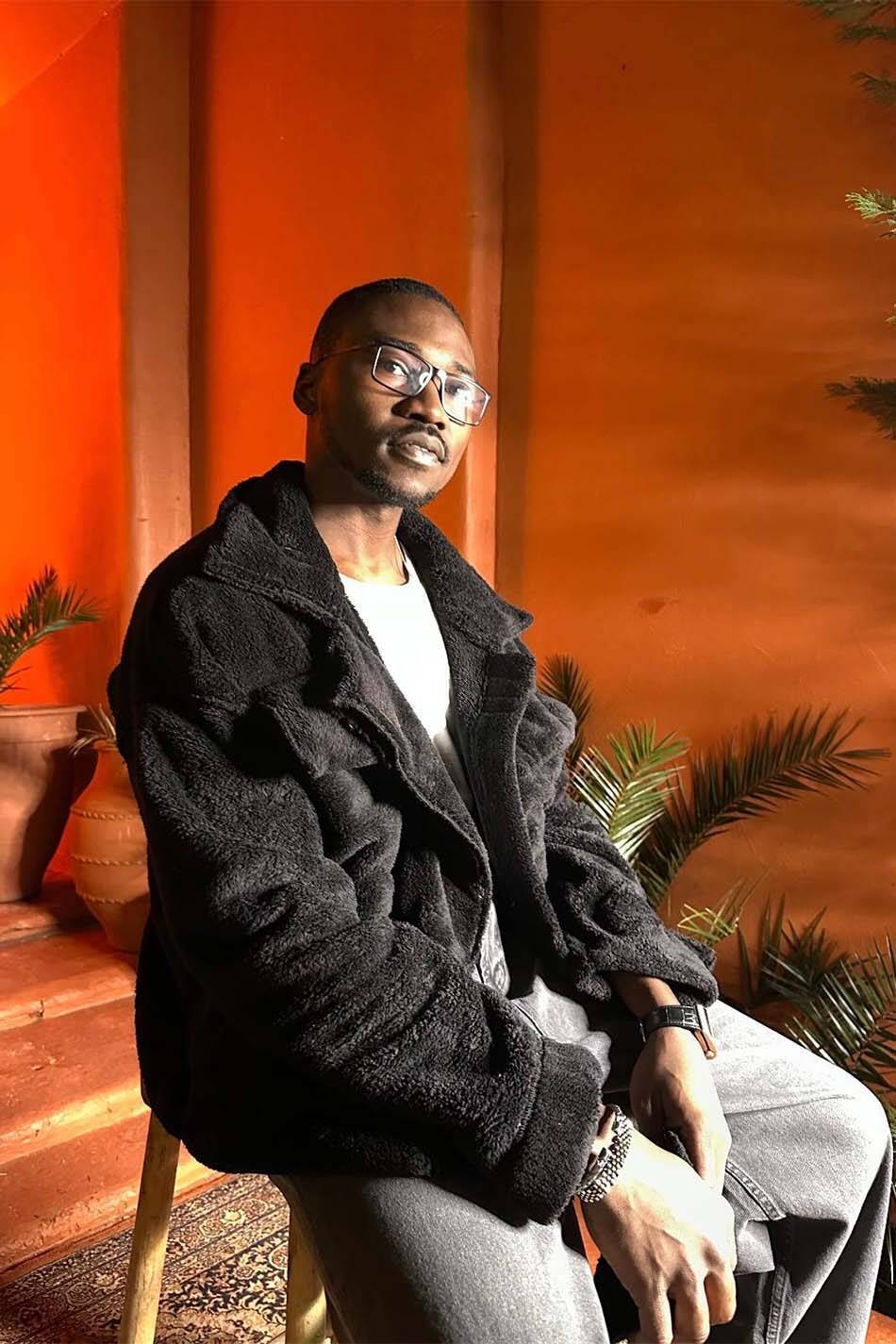 Peluş Dokulu Siyah Oversize Ceket - SOLDOUT