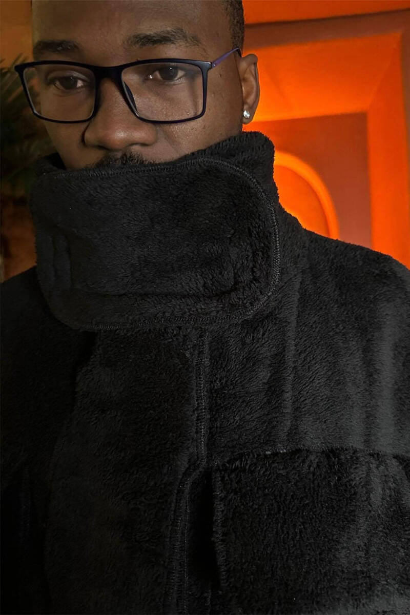 Peluş Dokulu Siyah Oversize Ceket - 4