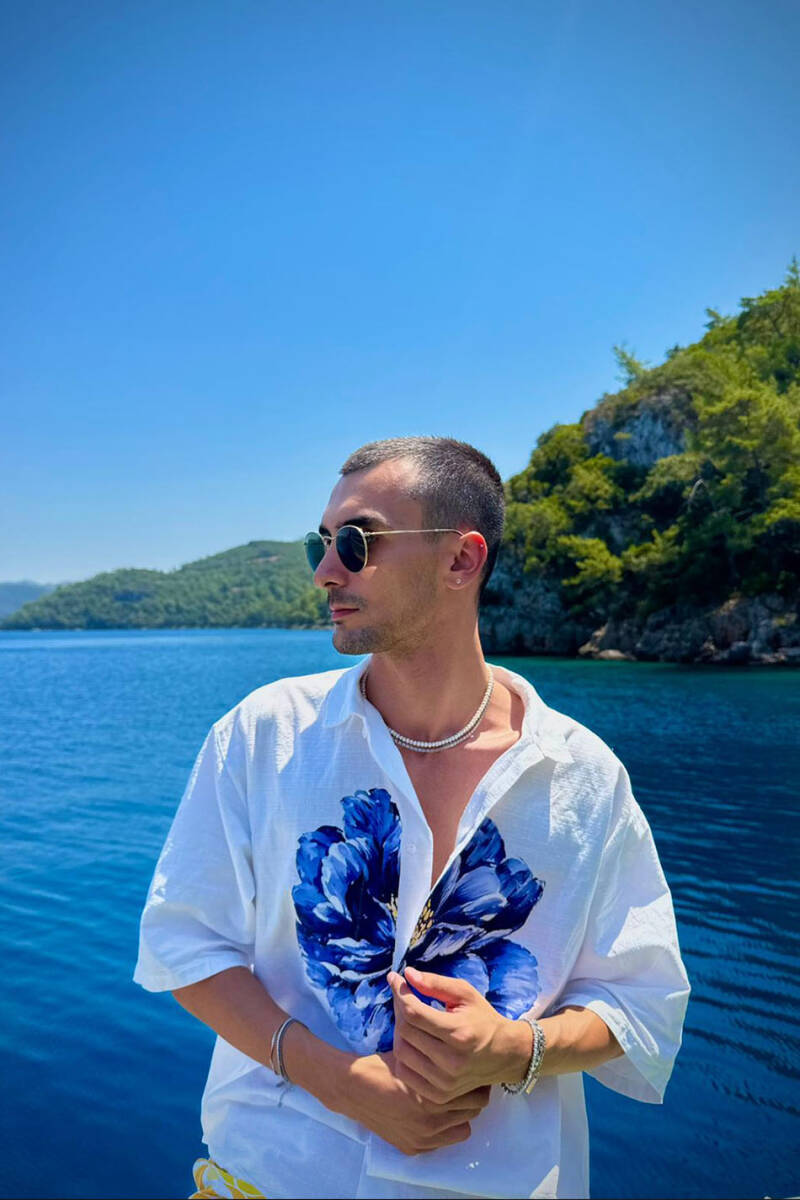 Peony Beyaz Oversize %100 Pamuk Yarım Kol İnce Gömlek - 1