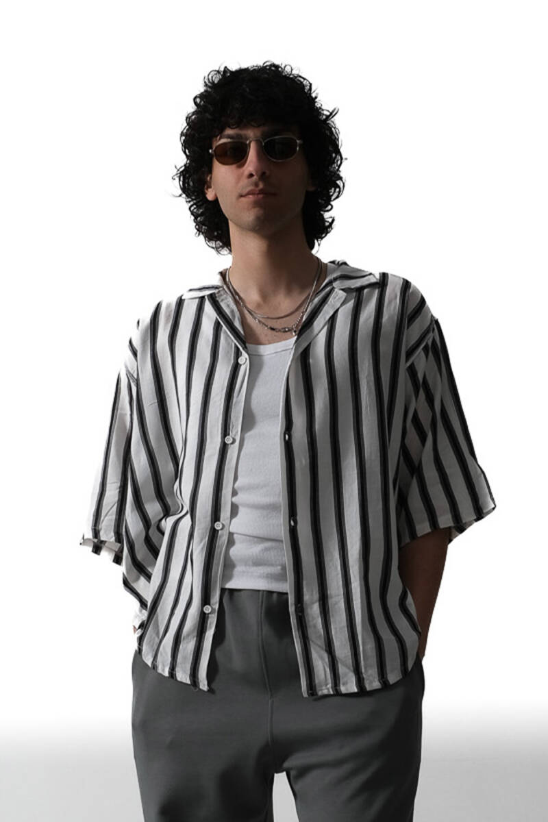 Siyah Çizgili Yarım Kol Essential Oversize Gömlek - 2