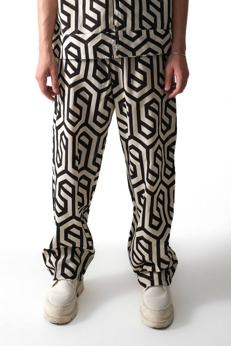 Siyah Geometrik Desenli Pantolon 