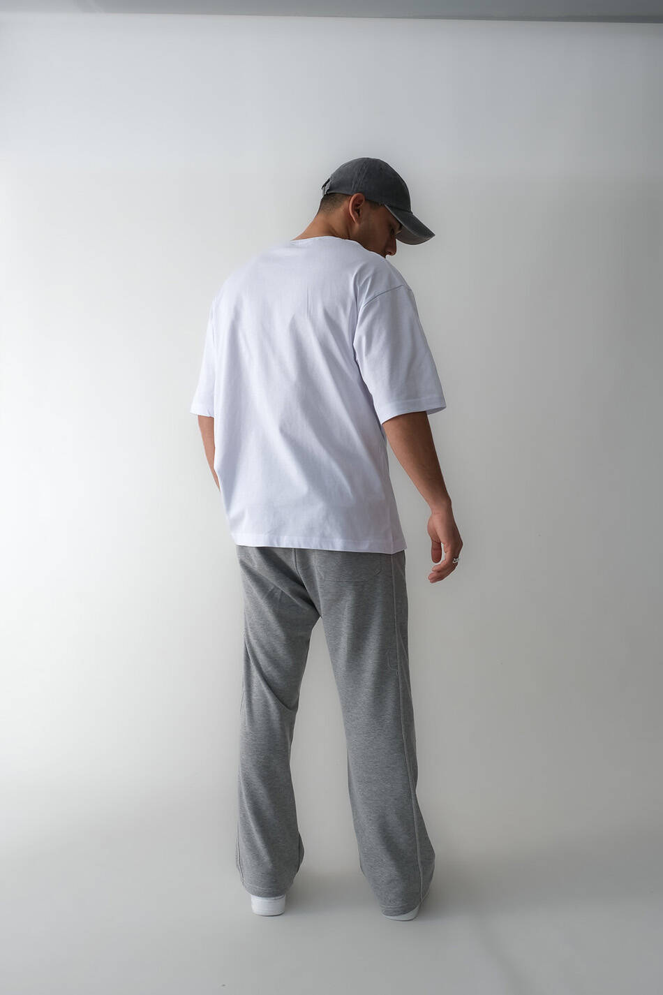 Studio Baskılı Oversize Tişört - 2