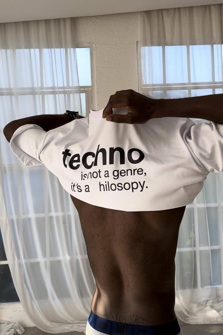 Techno Genre Baskılı Oversize Tişört - SOLDOUT