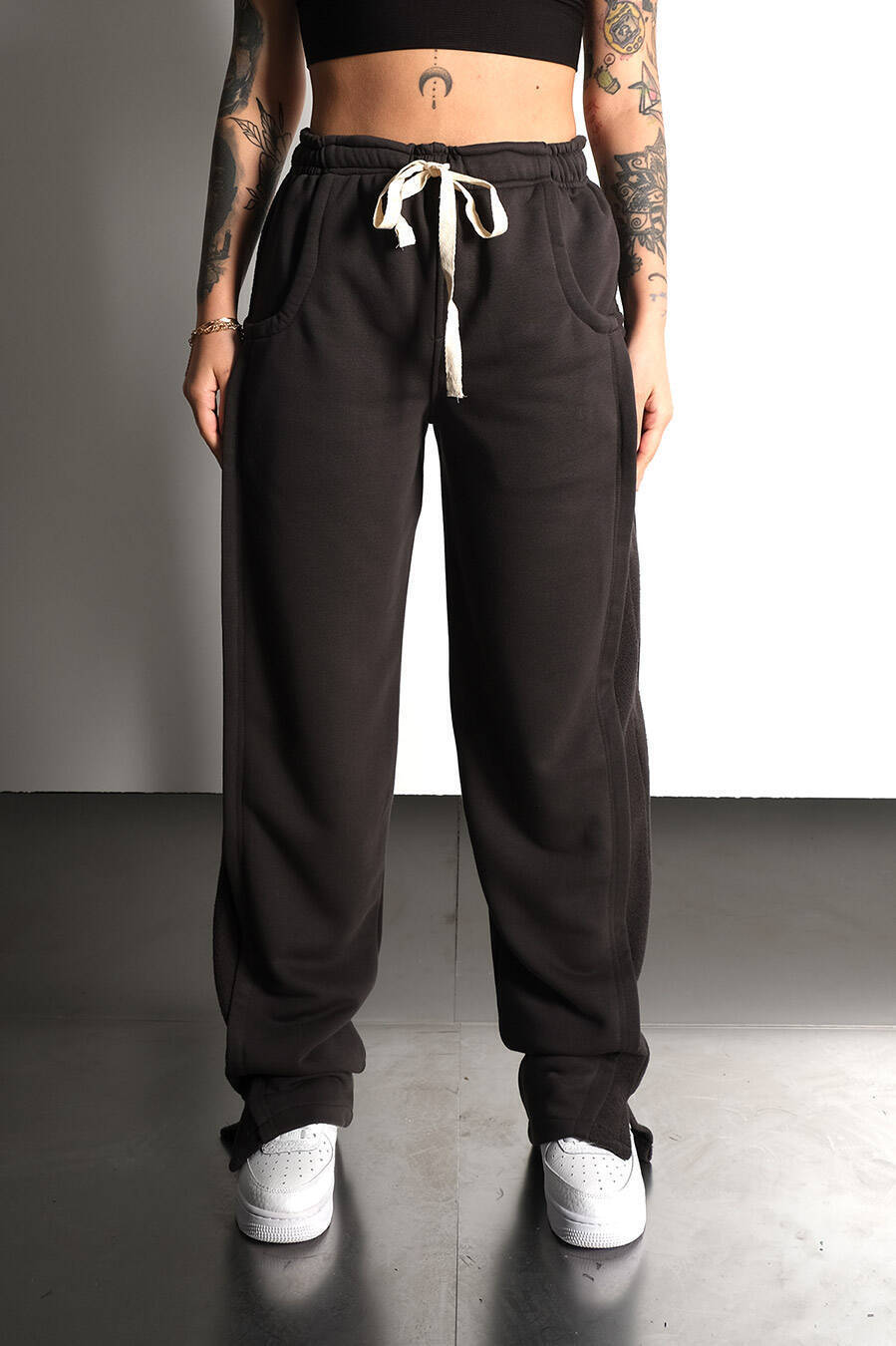 Ters Kumaş Detaylı Kahverengi Oversize Eşofman Altı - SOLDOUT